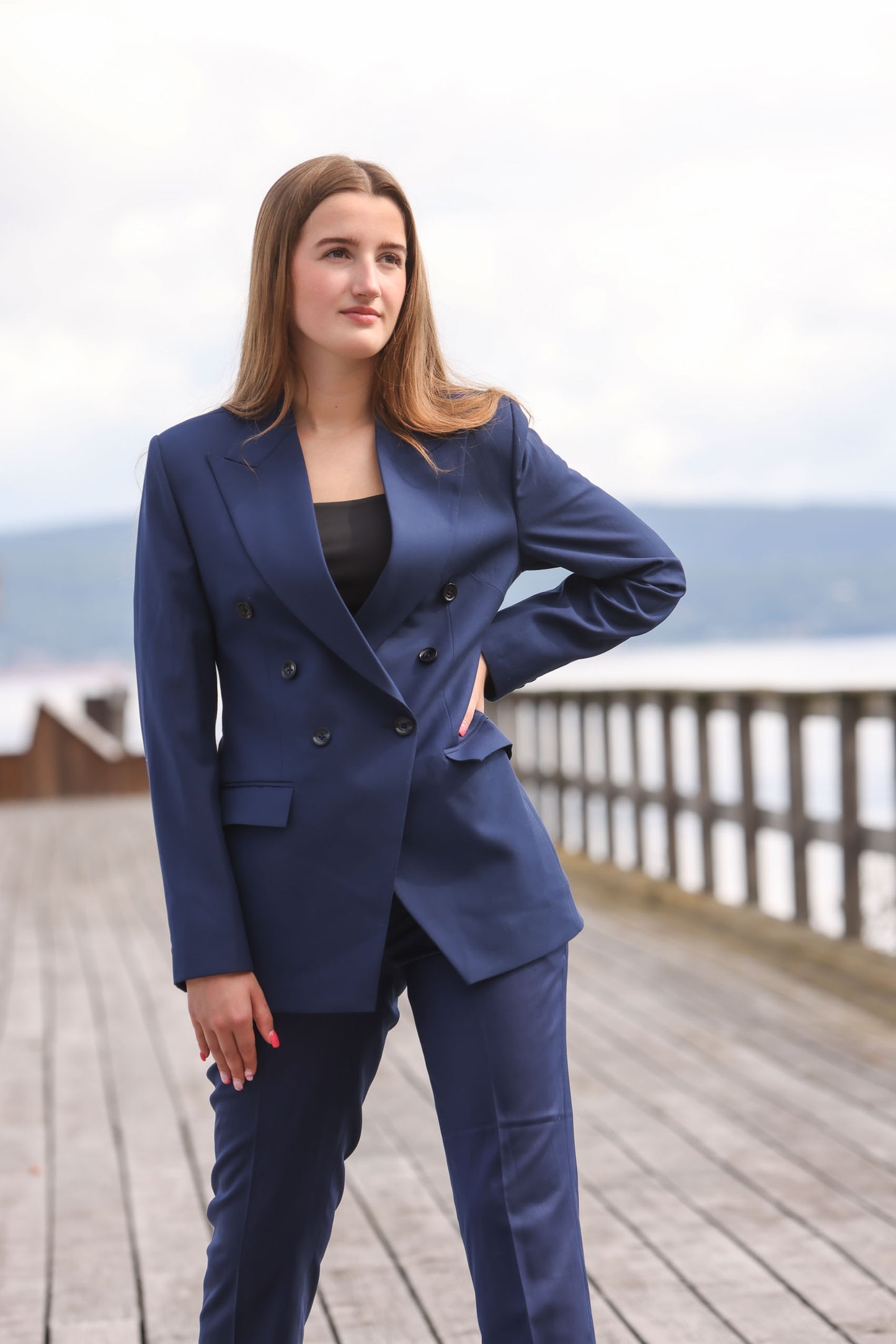 Damedress mørkeblå